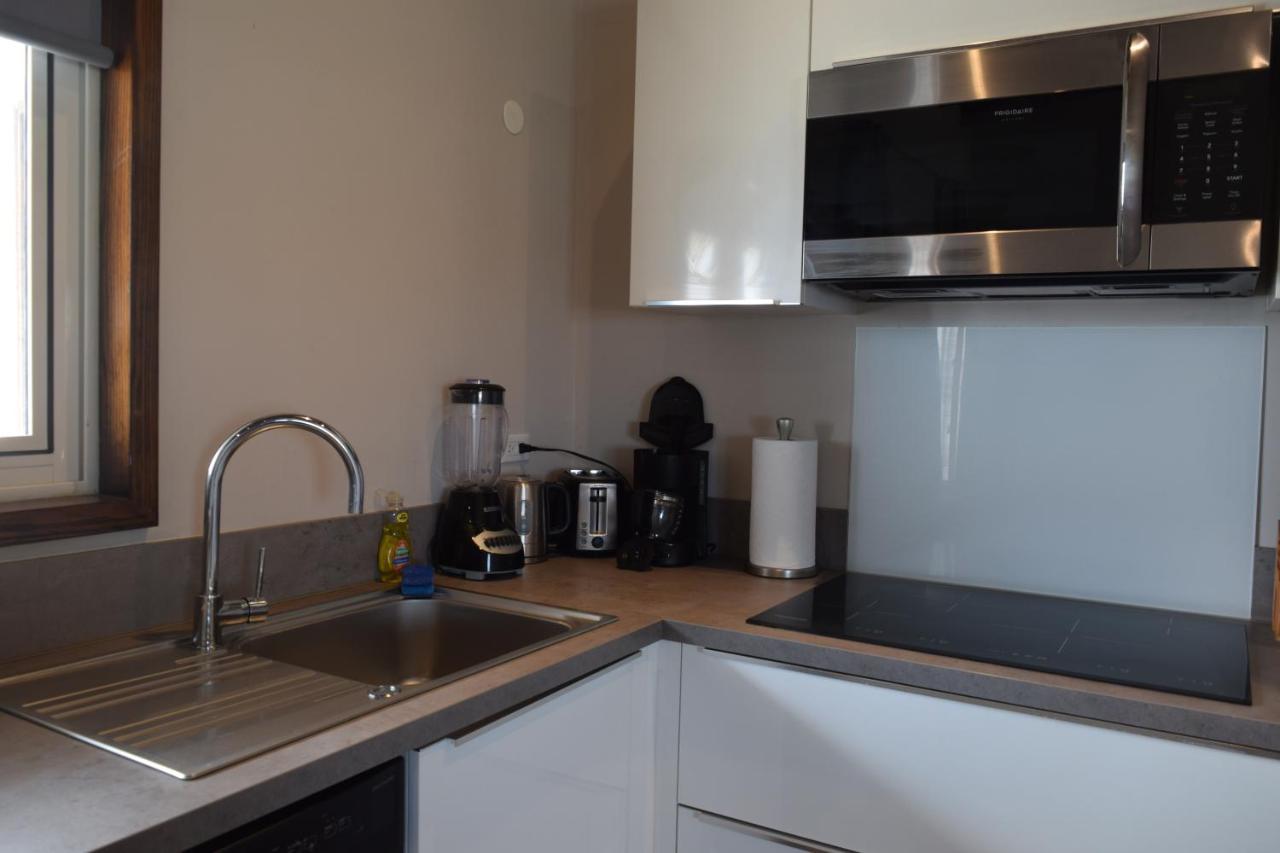 Tradewinds Apartments خليج سِمبسون المظهر الخارجي الصورة